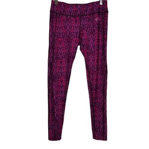 The North Face Pink/Purple Camo Print Stretch Athletic Yoga Pants Women's P/S.